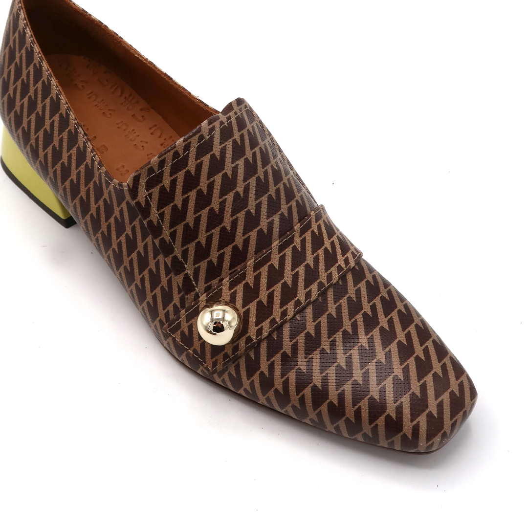 Steve Madden Laars