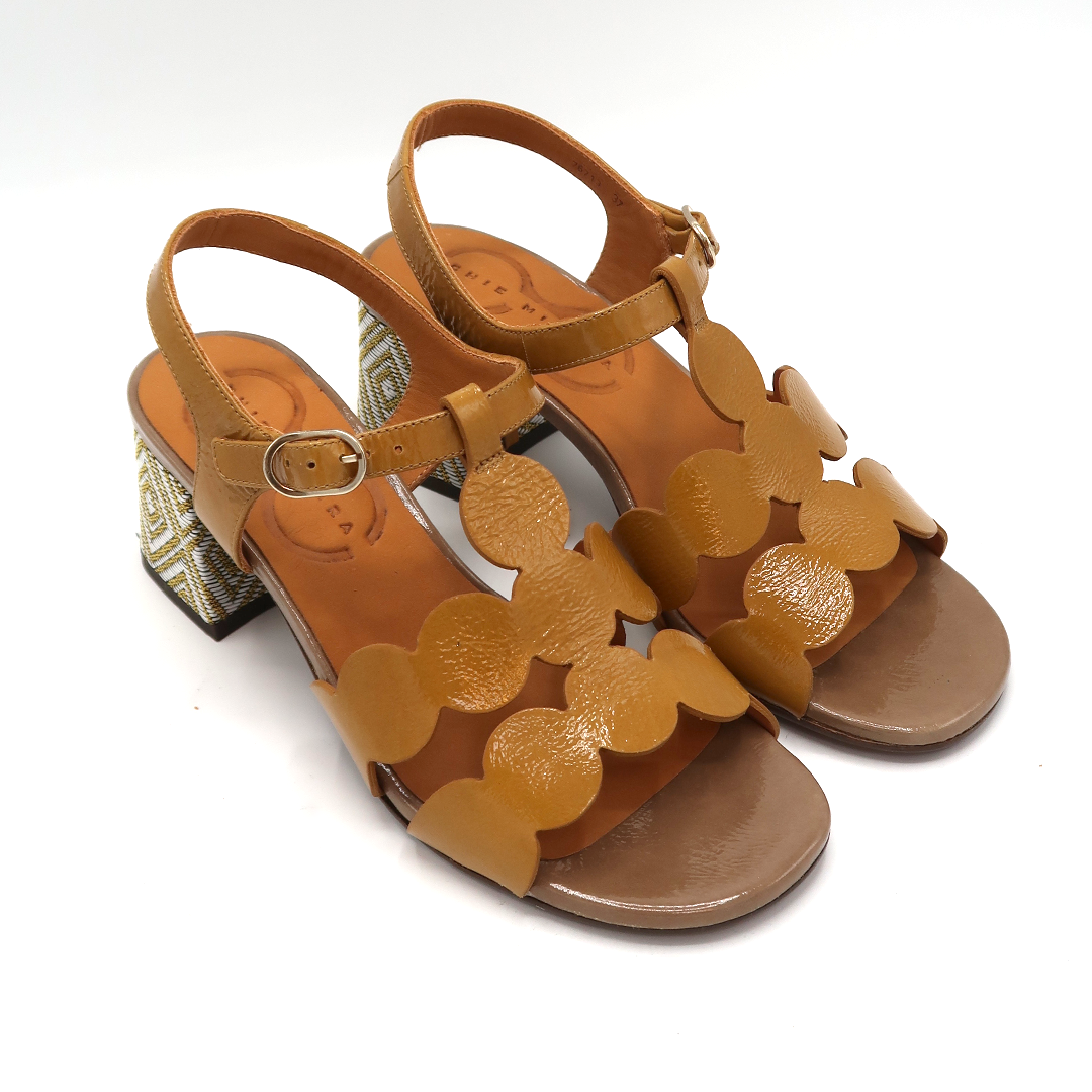 Chie Mihara T-Band sandaal Laiza